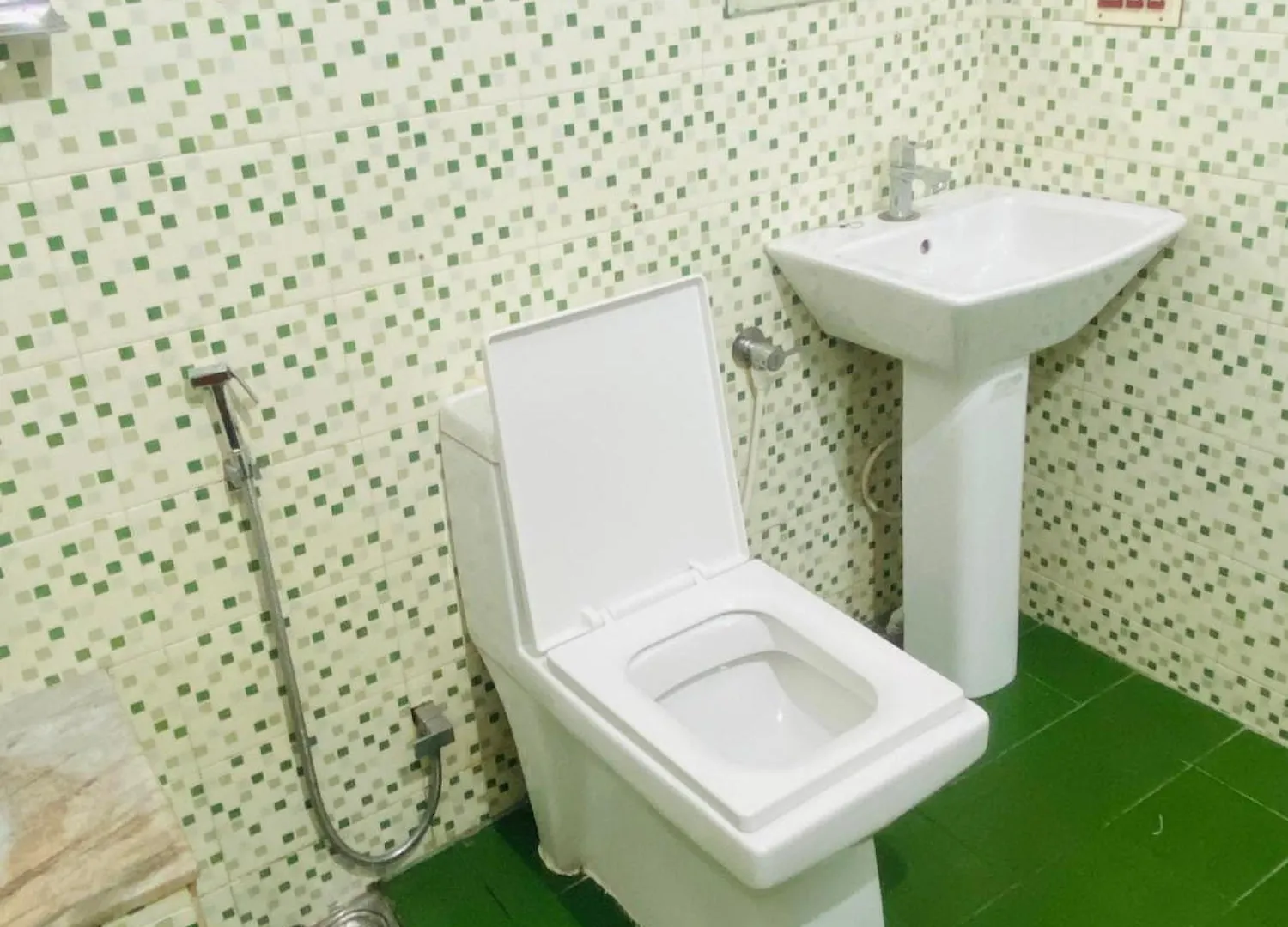 Mampilly Guest House Kottayam