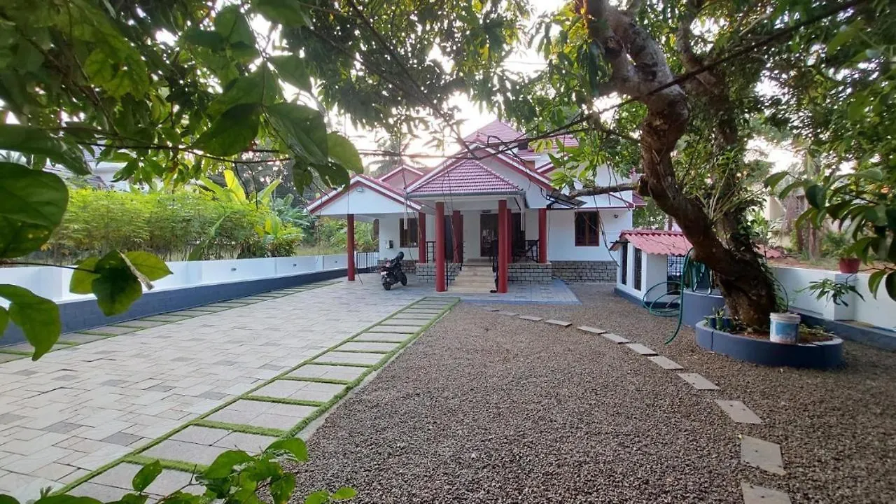 Mampilly Guest House Kottayam India